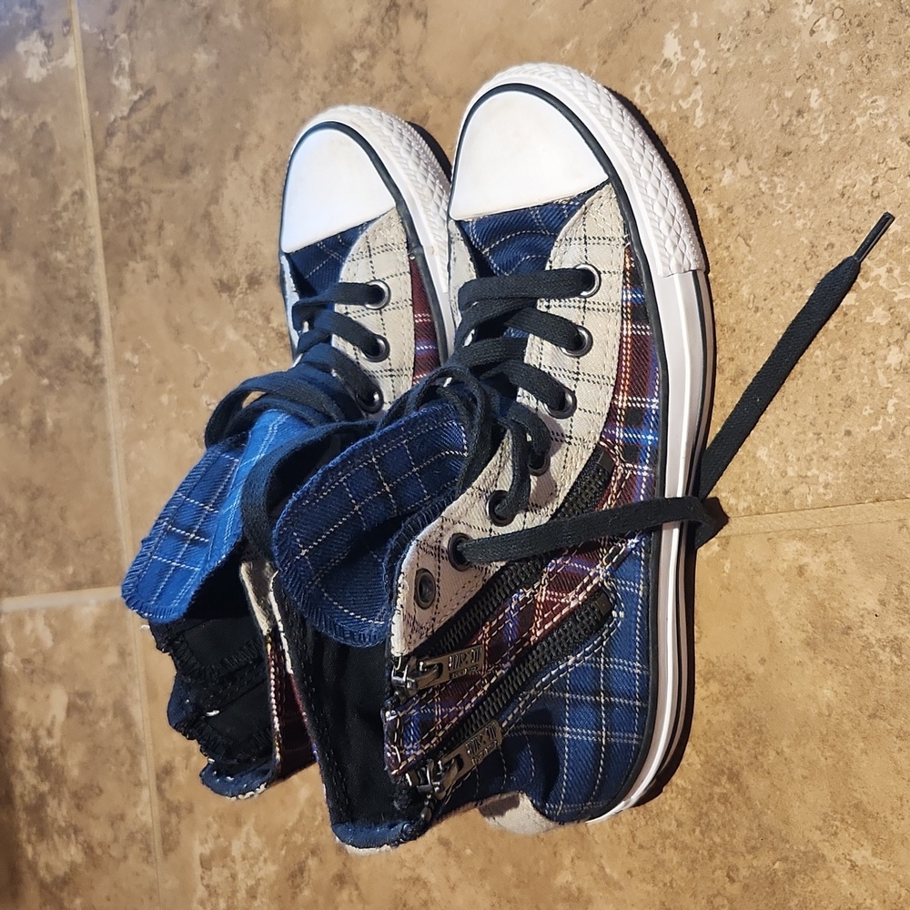 Like new converse size 6